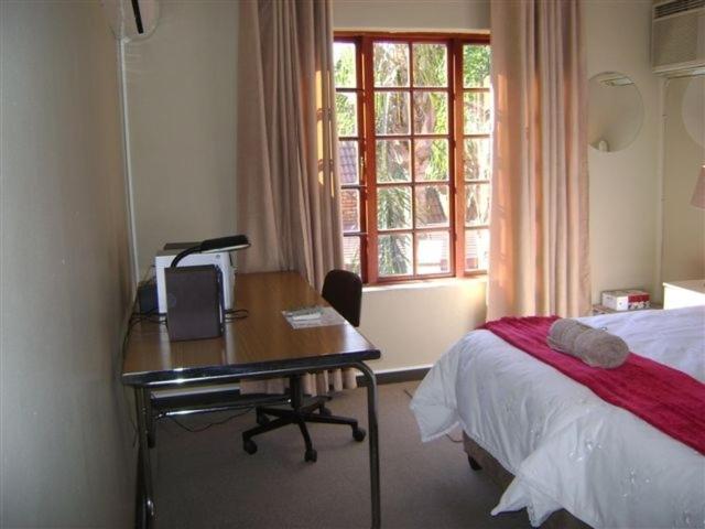 Limonite Guesthouse Pretoria Bagian luar foto